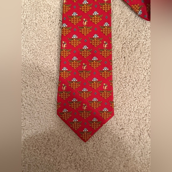 SALVATORE FERRAGAMO 100% Silk Red Horse/Flower Patterned Men’s Neck Tie - Picture 11 of 16